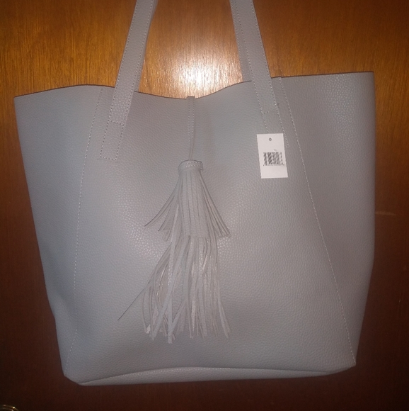 Handbags - Unbranded - Large Gray Faux Leather Tote
